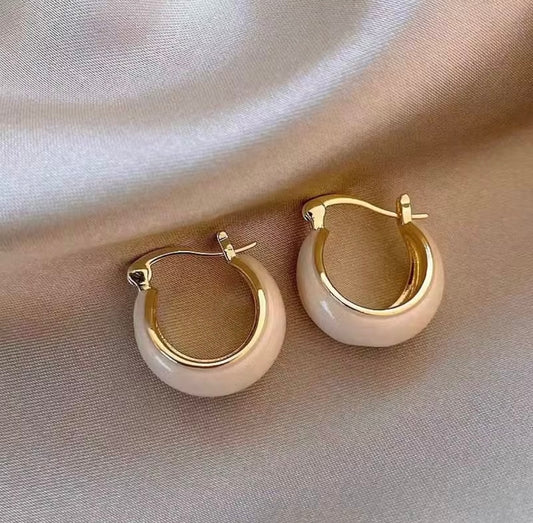 Dripping Oil U-Shaped Earring