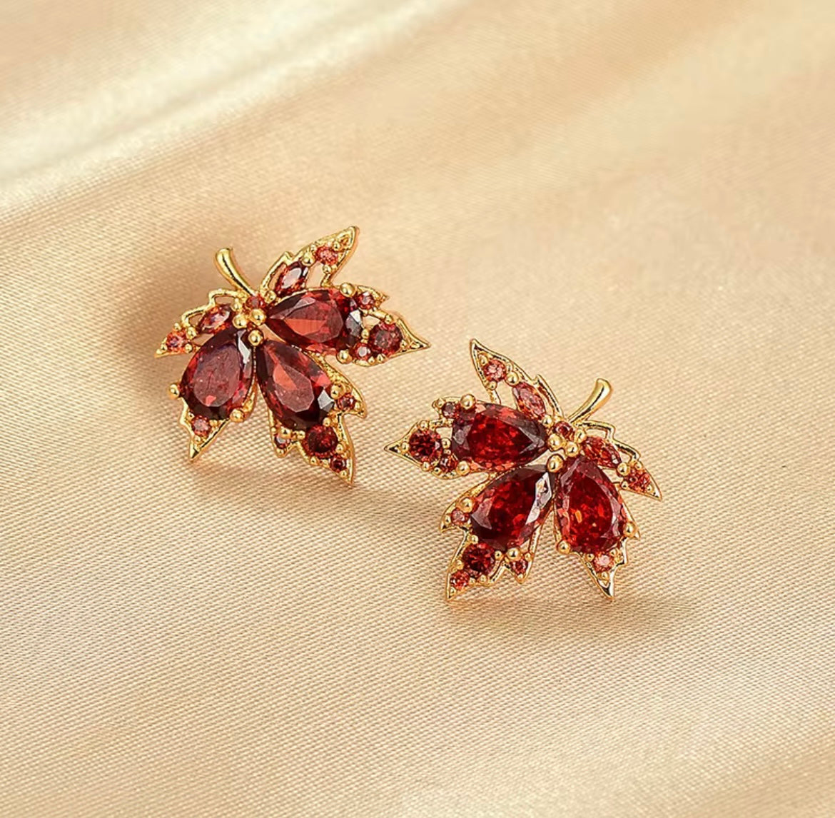 Dark Red Crystal Maple Leaves Earrings